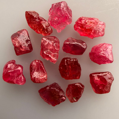 Natural Spinel Rough Uncut Gemstone 28.5 Carats 13 Pcs Hot Pink Color VVS Clarity Jewelry Making