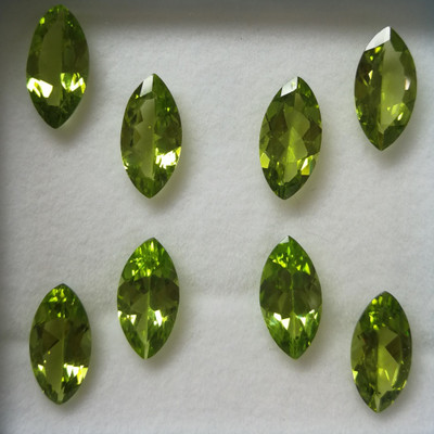 Natural Peridot Marquise Faceted Cut 15X7mm Intense Green Color VVS Clarity Loose Gemstone