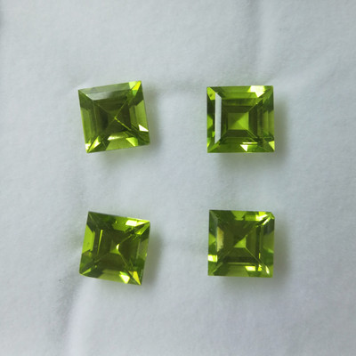 Natural Peridot Square Step Cut 8X8mm Parrot Green Color VVS Clarity Loose Gemstone