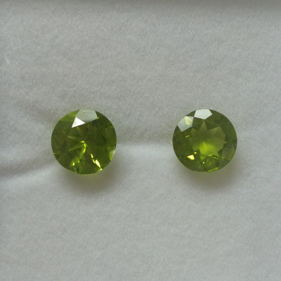 Natural Peridot Round Faceted Cut 10X10mm Parrot Green Color VS Clarity Loose Gemstone