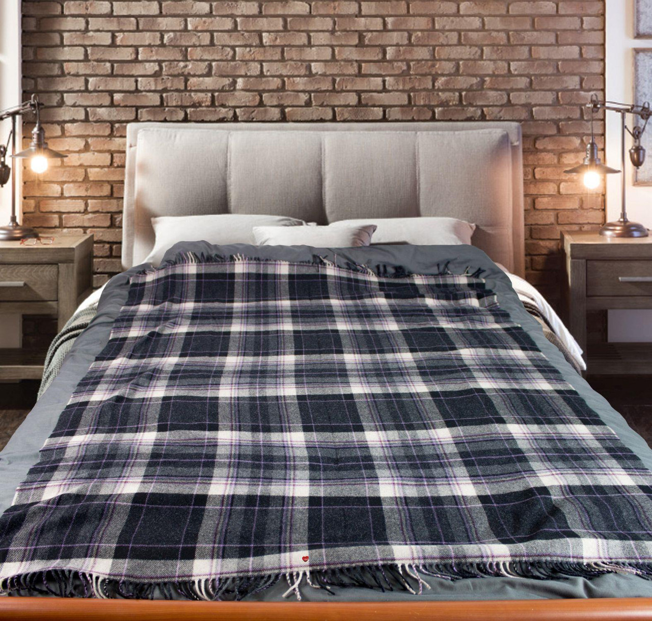 Large Soft Luxury Lambswool Merino Inveralmond Throw - Quartz