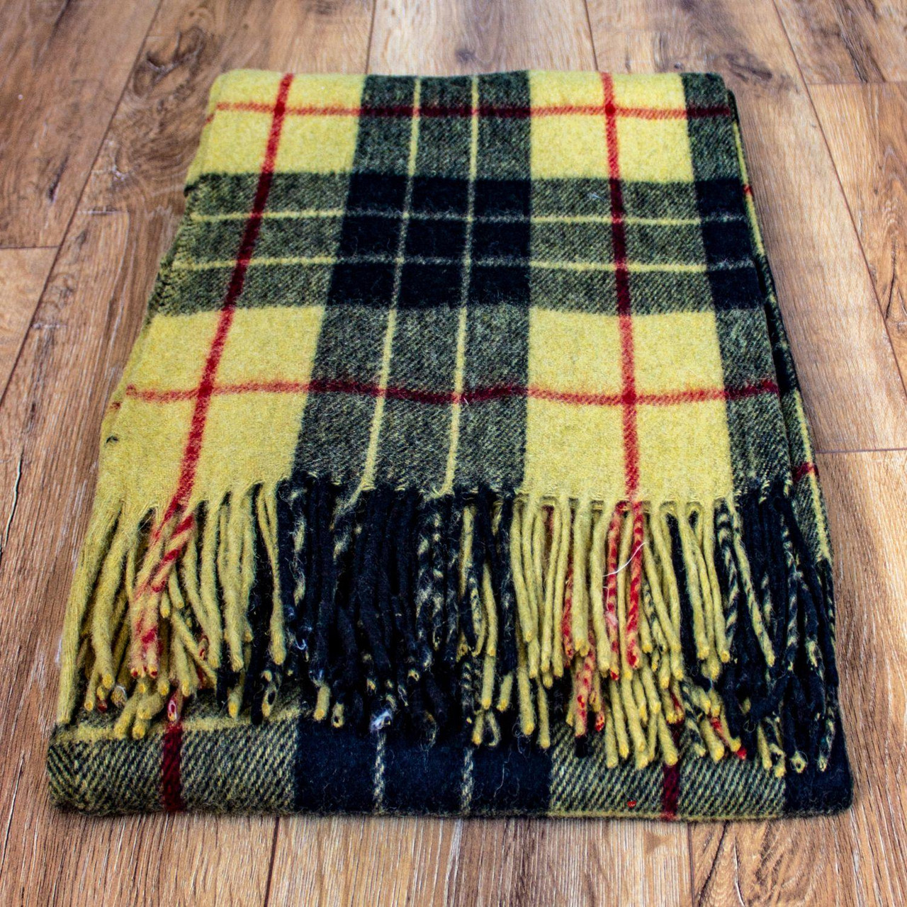 Scottish Tartan Wool Mix Blanket Throw Warm and Soft MacLeod of Lewis Modern Travel Plaid Picnic Knee Wool Rug 182 cm x 152 cm