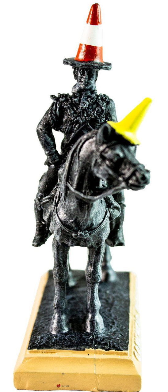 Glasgow Statue Coneheid Small Duke Of Wellington
