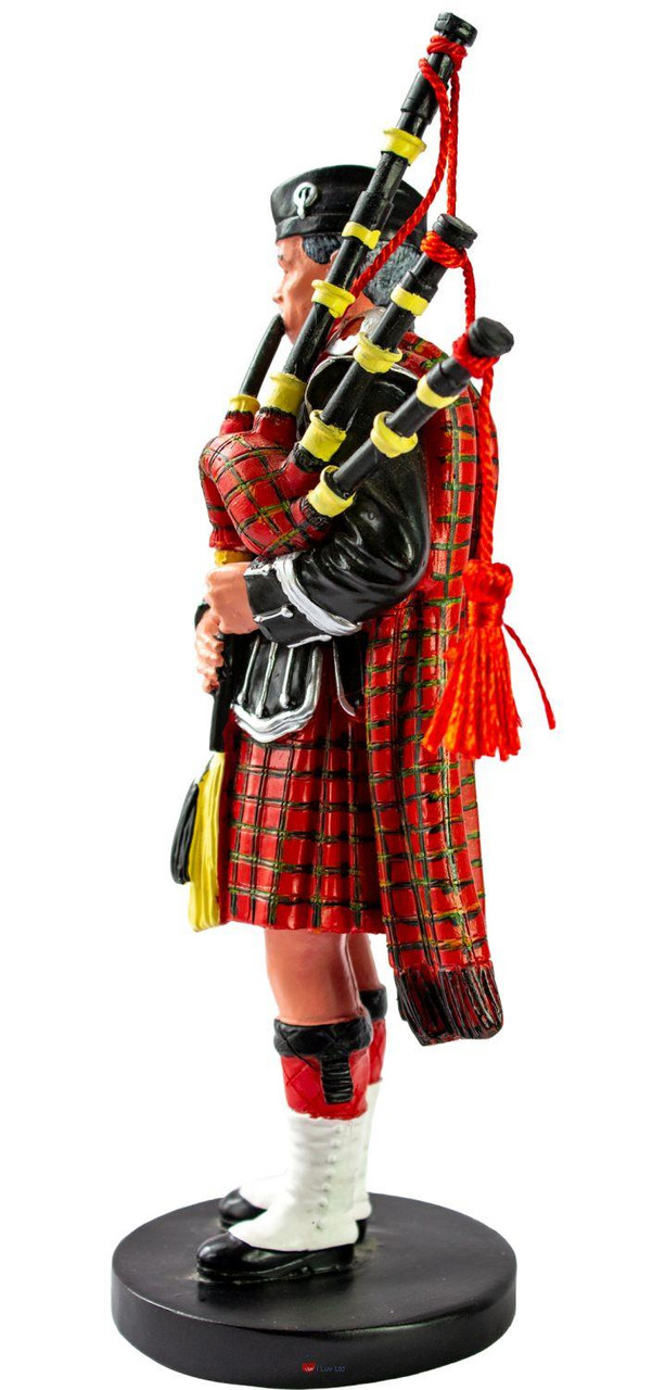 Scottish Piper in Regimental Attire With Bagpipe Large Resin Figurine Ornament