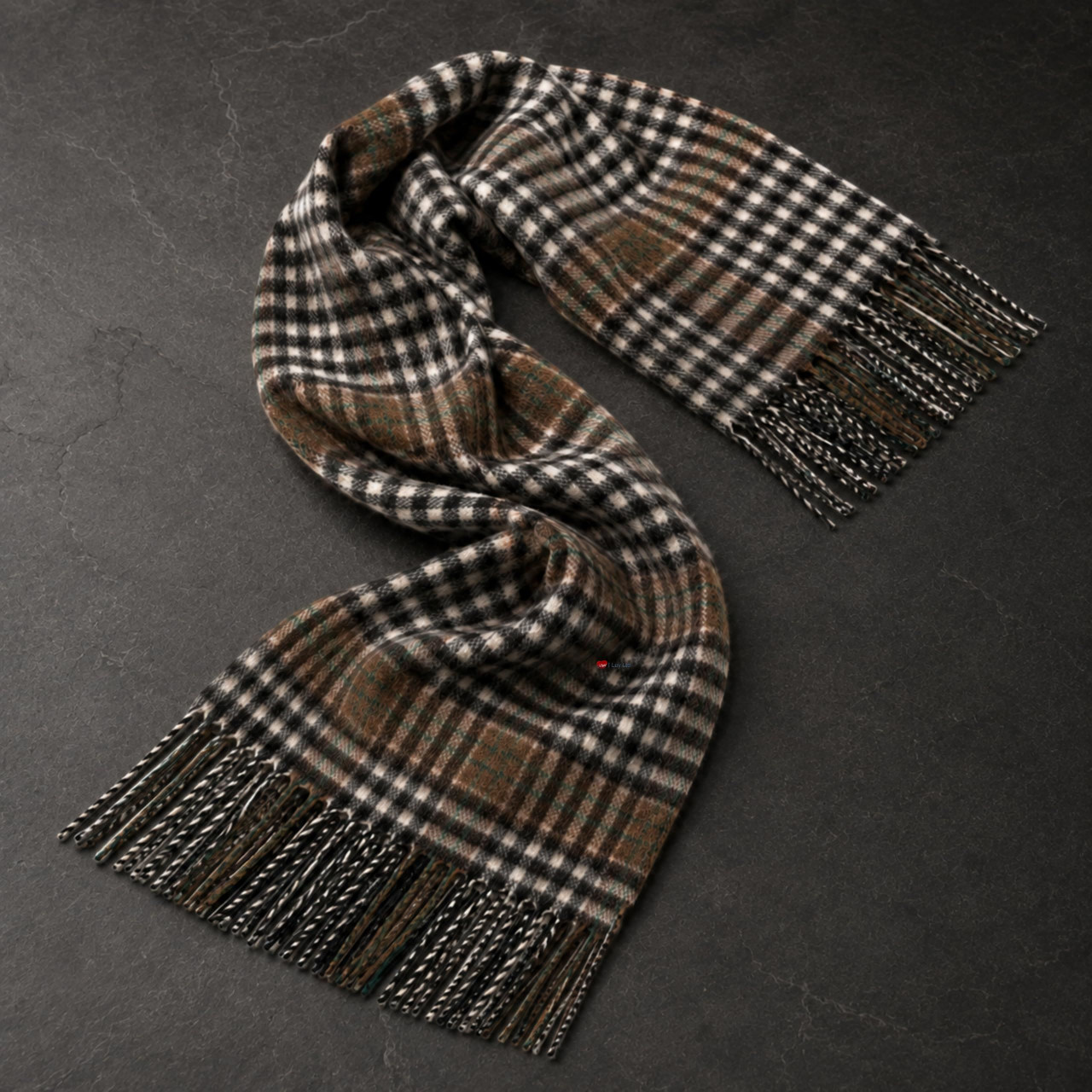 Cashmere Clan Scarf Burns Check