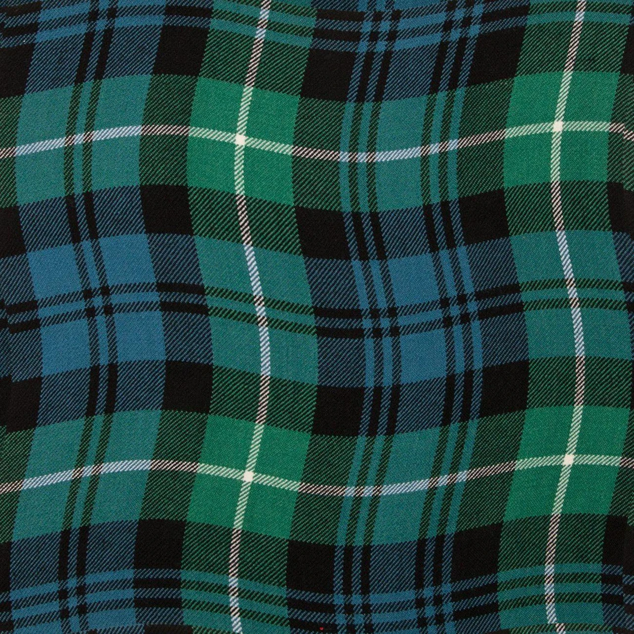 Braeriach 13oz Medium Fabric Lamont Ancient Tartan 1 Metre