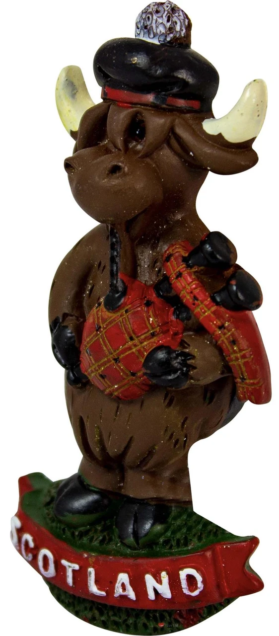 Resin Scottish Fridge Magnet With Highland Cow Design