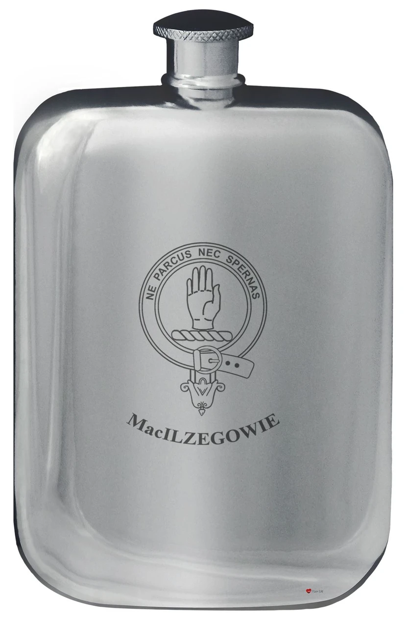 MacIlzegowie Family Crest Design Pocket Hip Flask 6oz Rounded