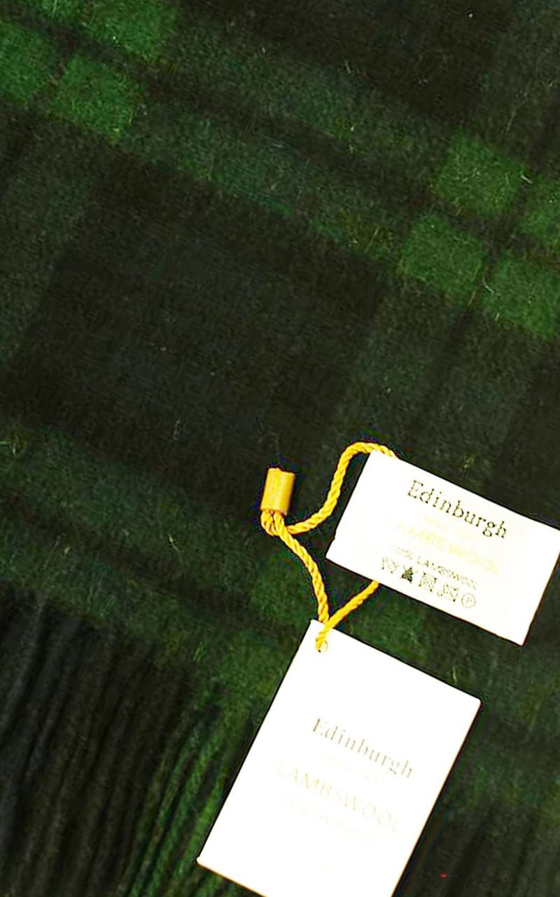 Scarf 100% Lambswool Edinburgh Brand 1436 in Black Watch Tartan
