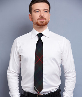 Mens Neck Tie Fraser Hunting Modern Tartan Lightweight Scottish Clan Tie