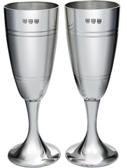 Pair of Satin Finished Pewter Champage Flutes in a Silk Lined Presntation Box Pair of Satin Finished Pewter Champage Flutes in a Silk Lined Presntation Box