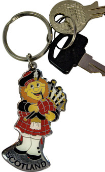 Scottish Souvenir Keyring Fun Piper Design multi colour on Brass Metal