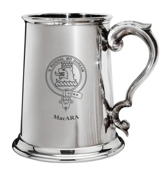 MacAra Family Crest Polished Pewter 1 Pint Tankard with Scroll handle