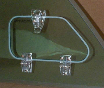 ウィンドゥ型フレーム。 Beech 35-C33 Debonair Windshields, windows, and parts