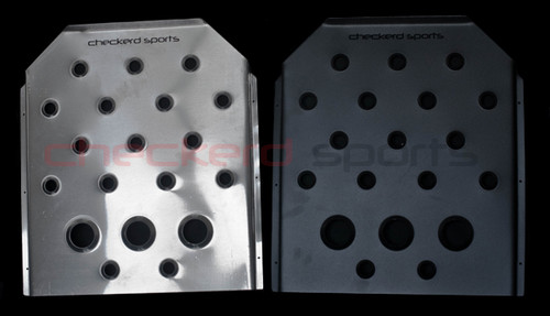 Checkerd Sports Horn Delete Plate