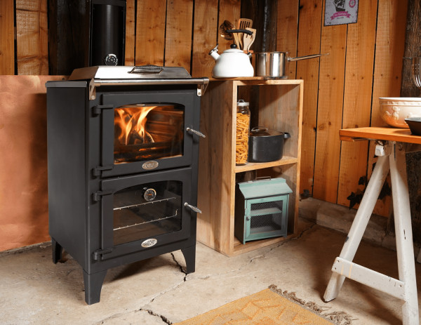 Charlton and Jenrick Go Eco Bakechef Cooking Stove