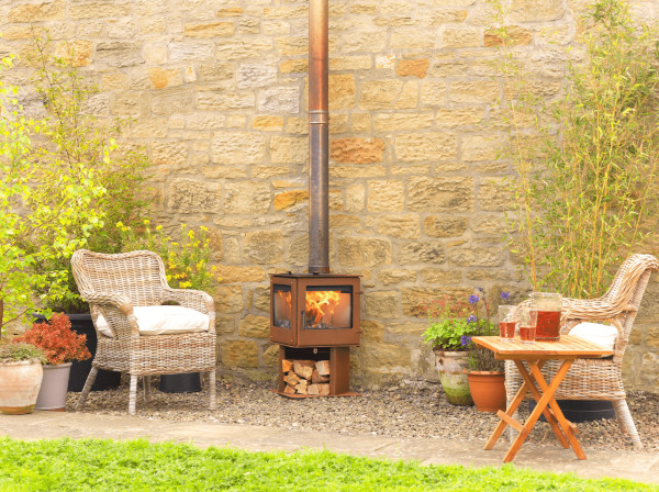 Charlton and Jenrick Go Eco Panofire Outdoor Stove