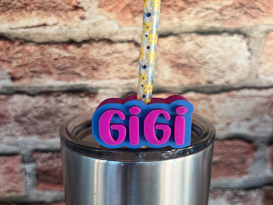 Straw Charm GiGi