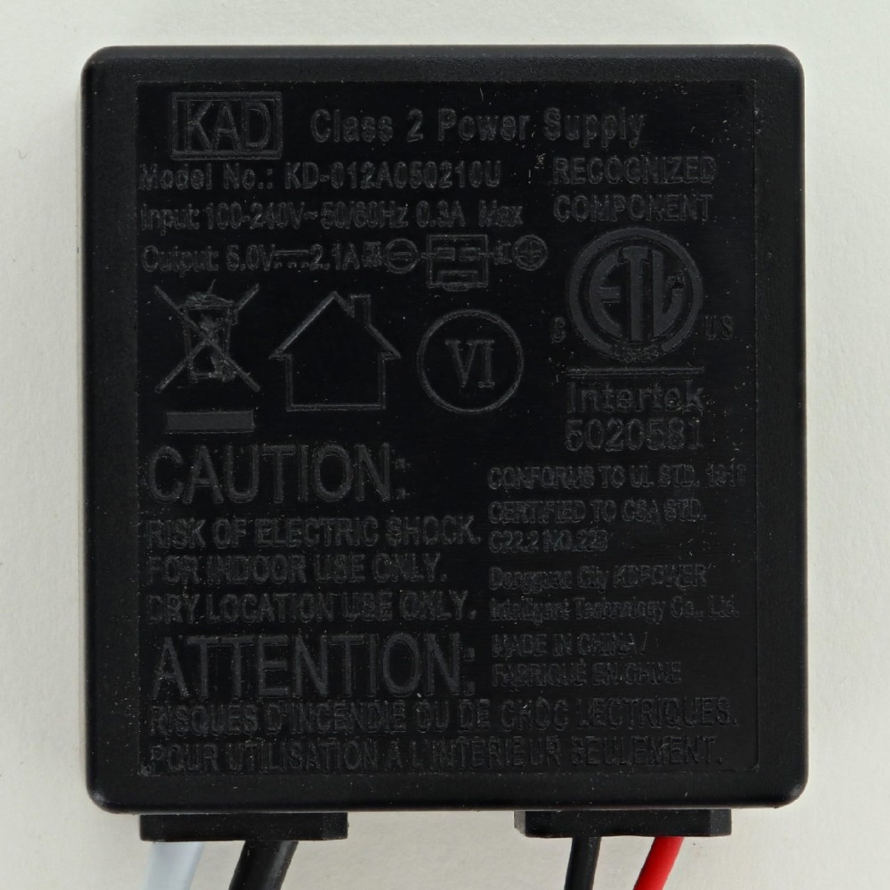 USB-A inline lamp outlet; Input: 100-240Vac 50/60Hz 0.32A; Output 5Vdc 2.1a  Max; CRUS E505525