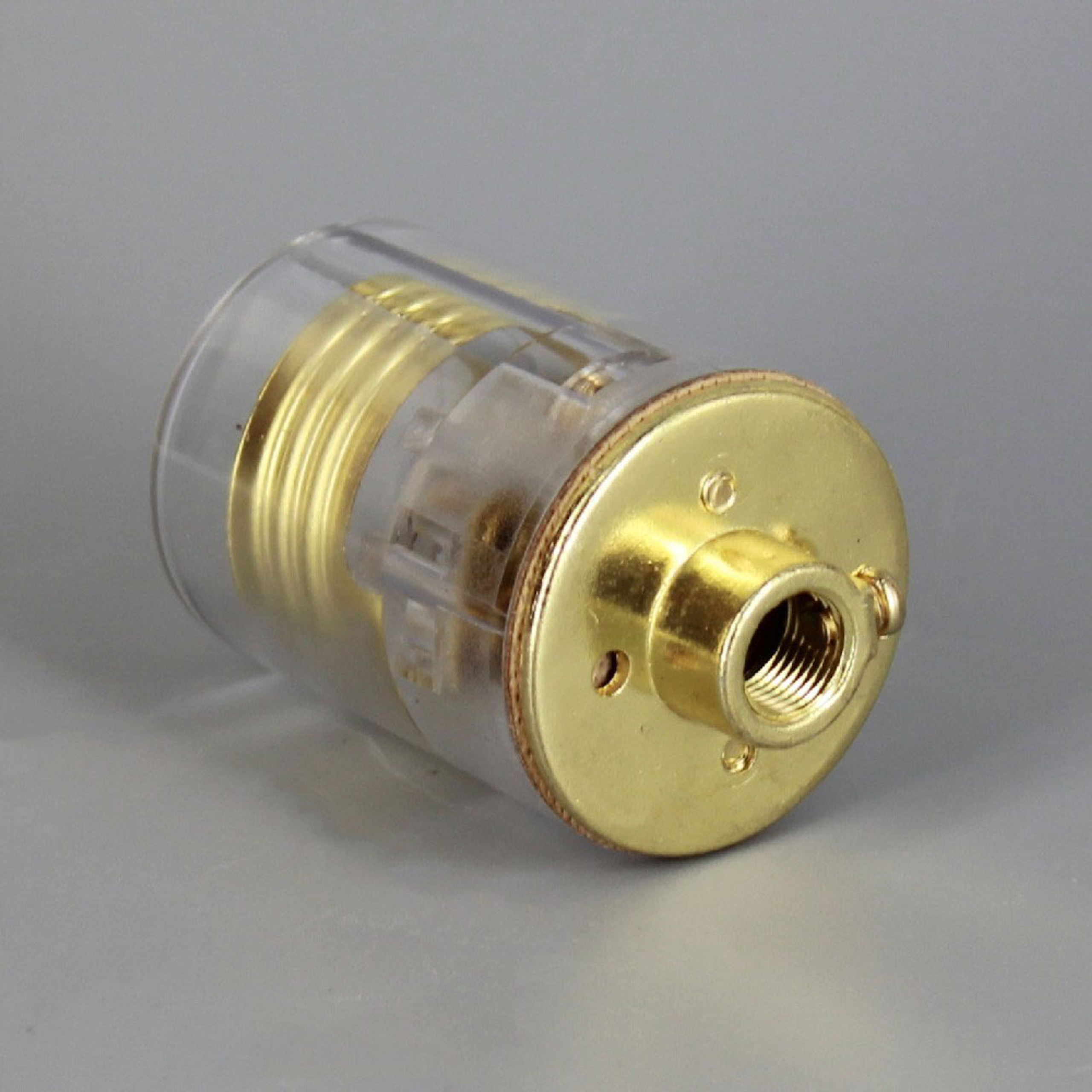 E26 Polycarbonate Base Grounded Lamp Socket With Brass Plated 1/8ips Threaded Cap Clear