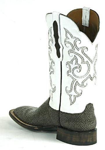 brown stingray boots