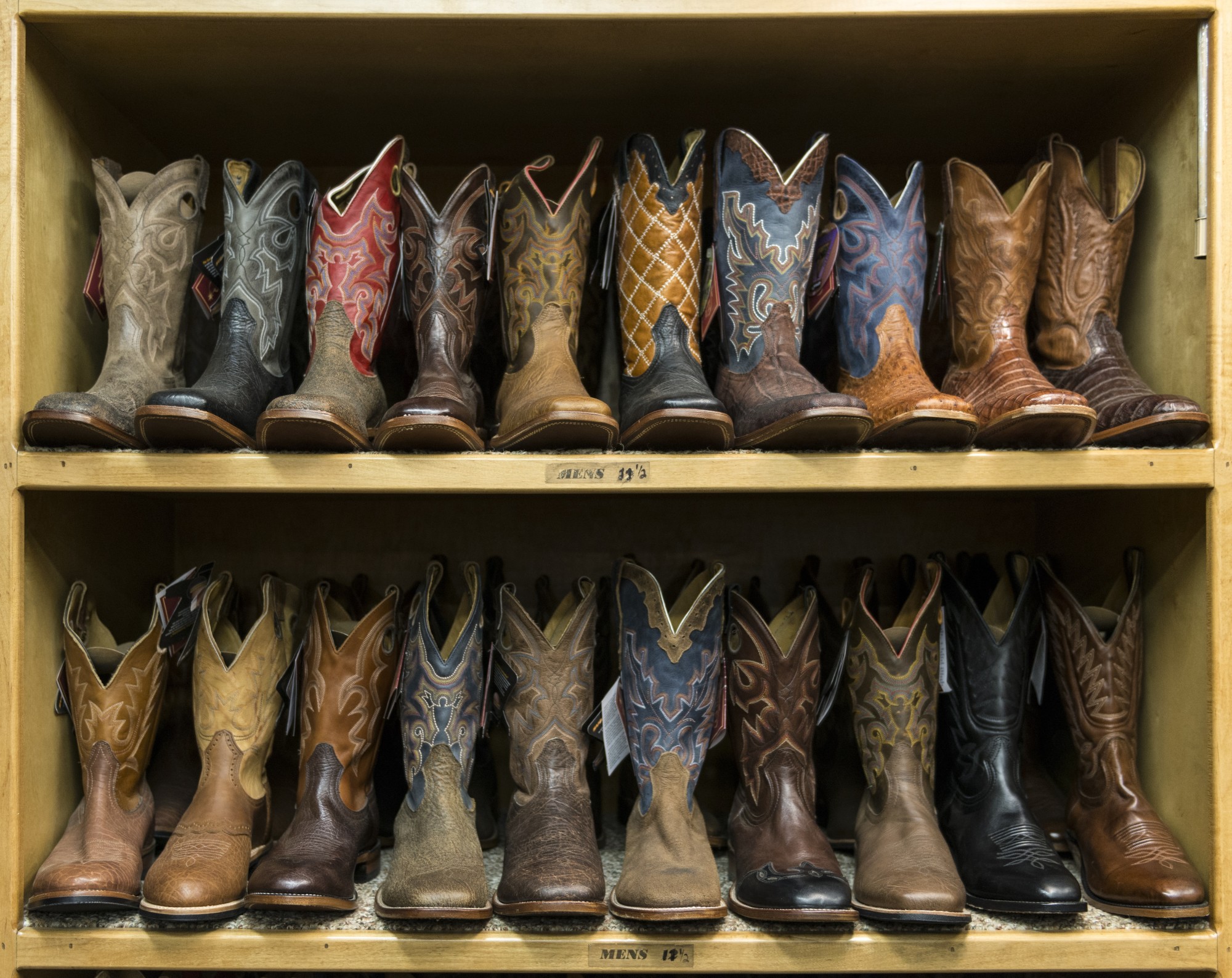 The Complete Guide To Cowboy Boot Heel Types – Country View Western Store