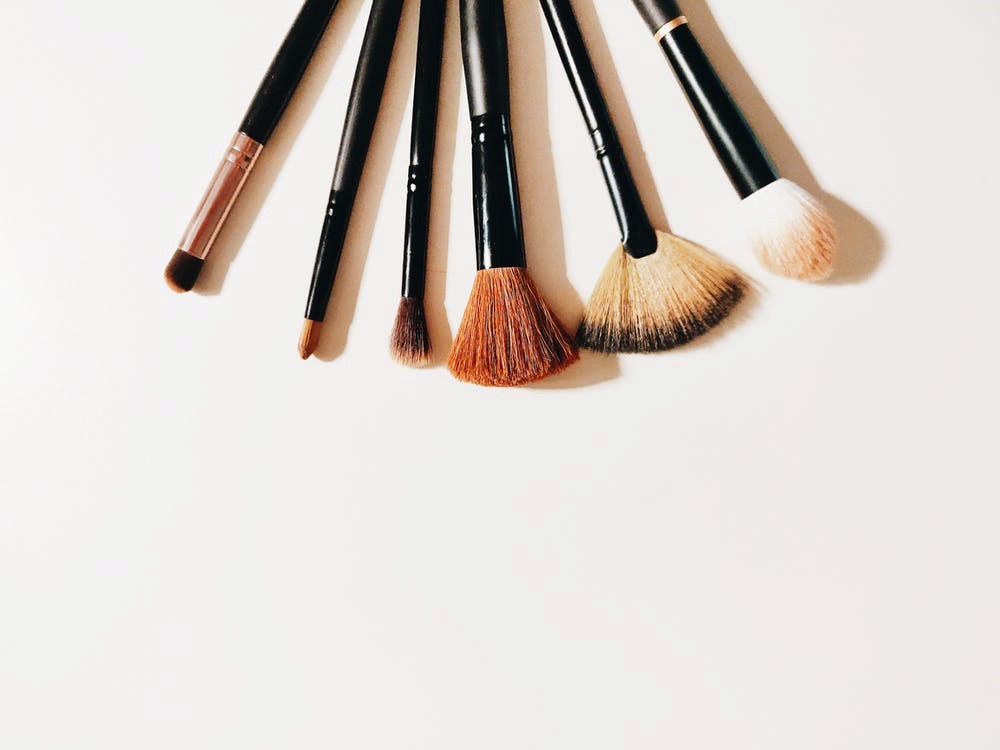 5 Genius Tips to Store Your Makeup Brushes in Your Makeup Kit Bag