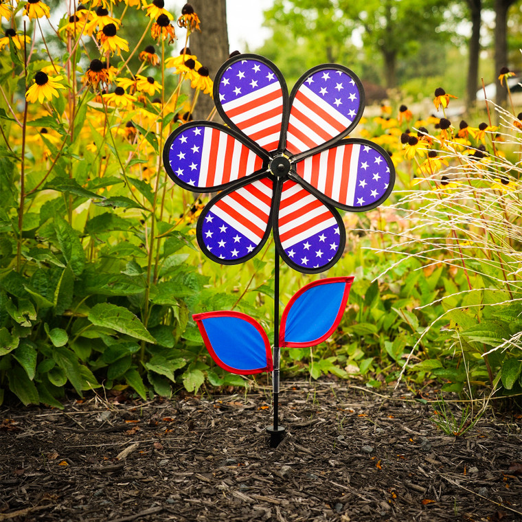 12-inch Patriotic Flower Spinner with Leaves