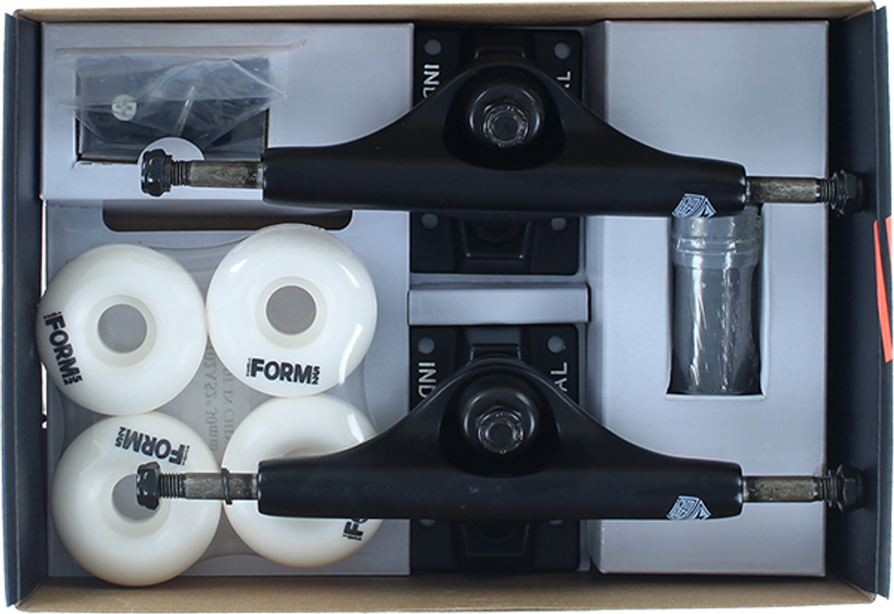 INDUSTRIAL COMP-PK 5.5 BLK/BLK w/52mm WHITE TRUCKS SET