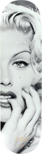 PRIMITIVE ANNA NICOLE SMITH CLOSE UP SKATEBOARD DECK-8.12