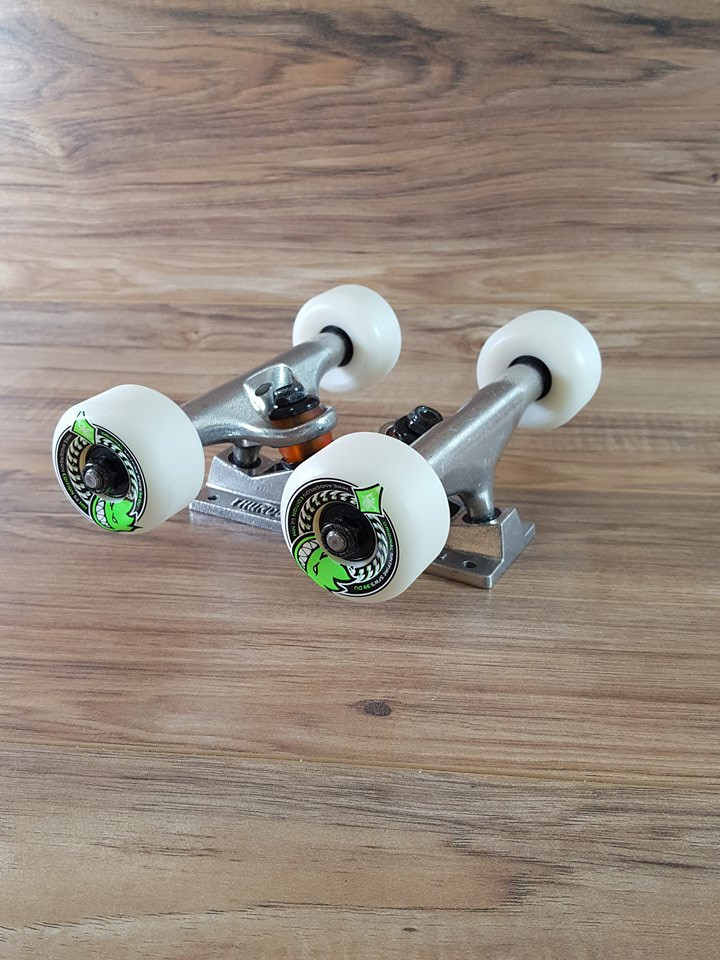 Thunder 145 Trucks W/ Spitfire Wheels Abec 5 Bearings Combo (Set