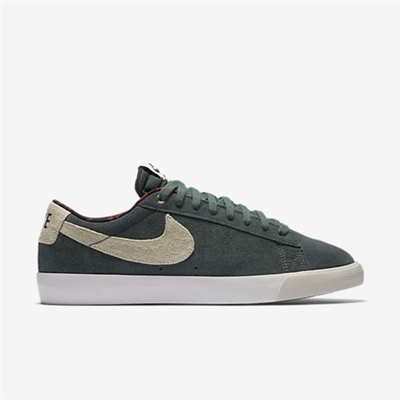 green nike sb blazer