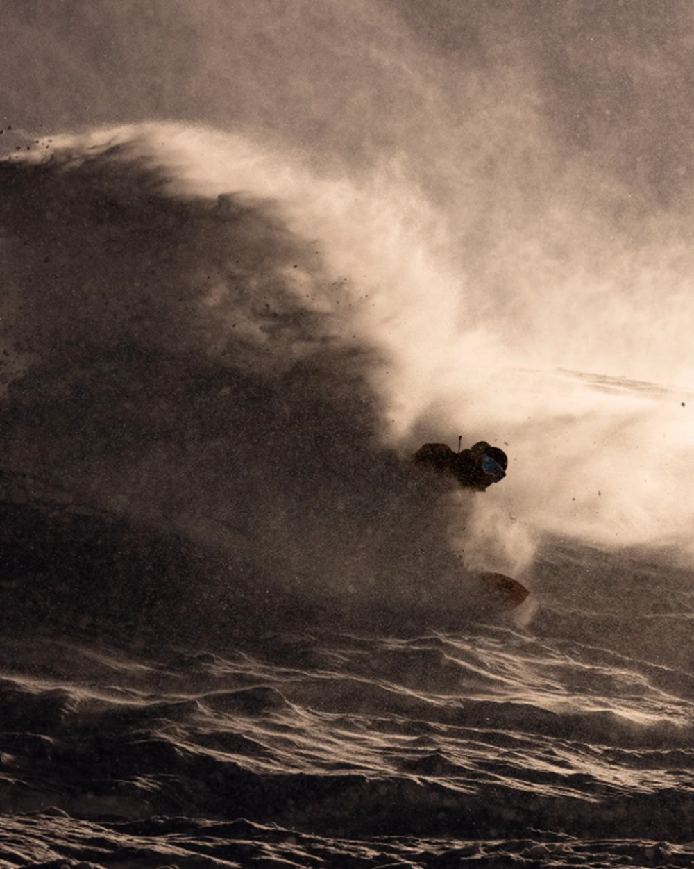 Jones Storm Chaser Snowboard 2026 Black Red 152