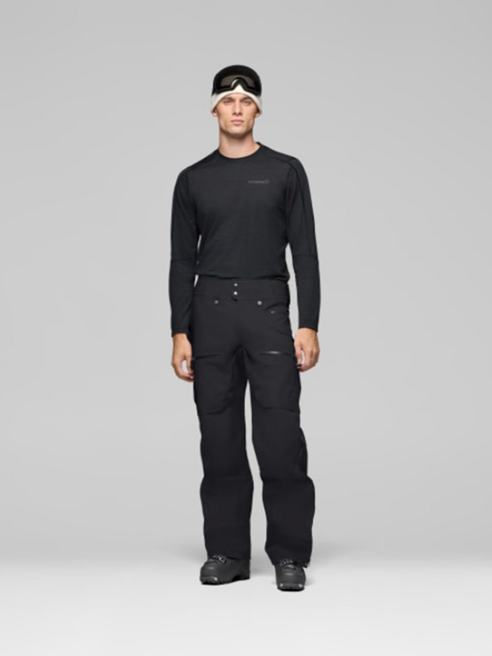 Norrona Lofoten GoreTex Pants Caviar Black