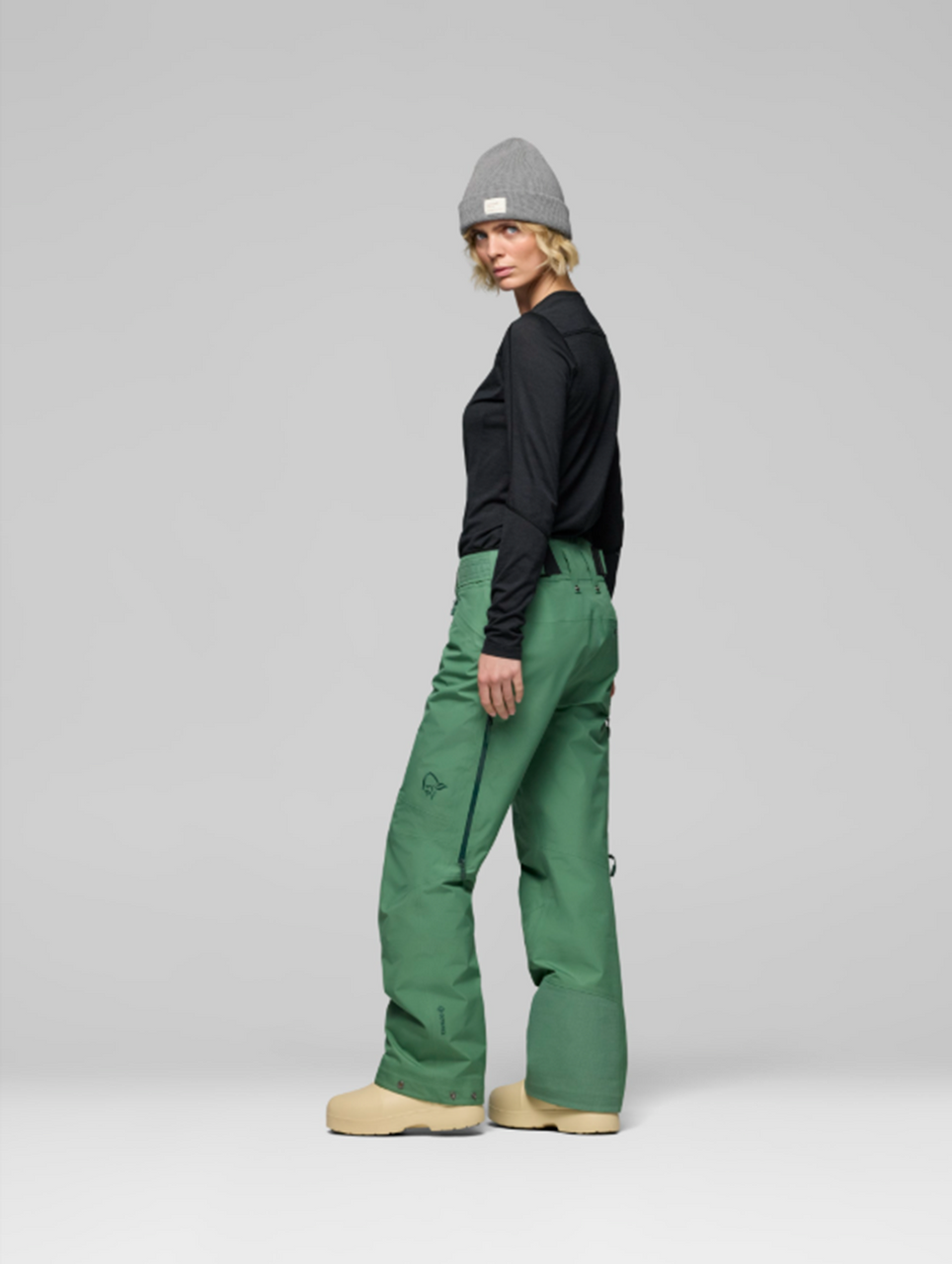 Norrona Lofoten GoreTex Womens Insulated Snow Pants Jungle Green