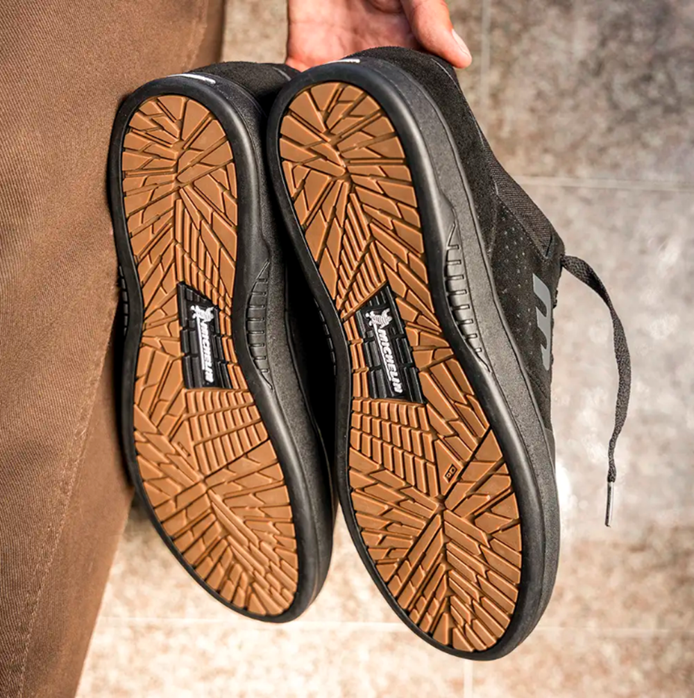 Etnies Marana Skate Shoes Black Dirty