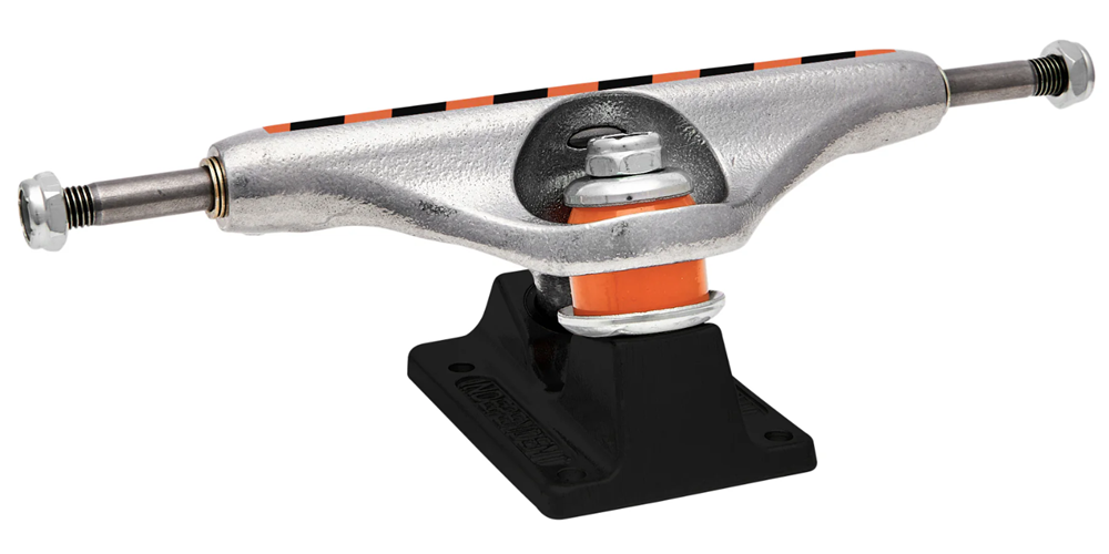 Independent Built To Grind Stage11 Trucks Silver Black 149mm