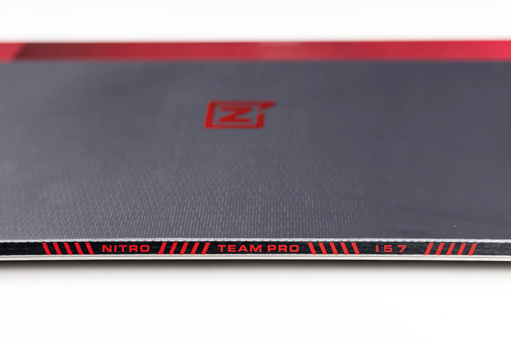 Nitro Future Team Pro Snowboard 26 Black Red 147