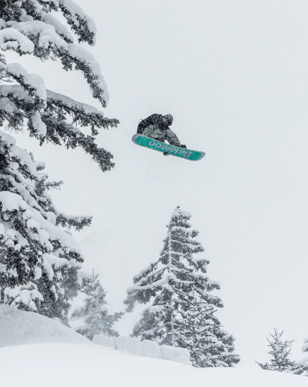 Bataleon Goliath Snowboard 2026 White 156