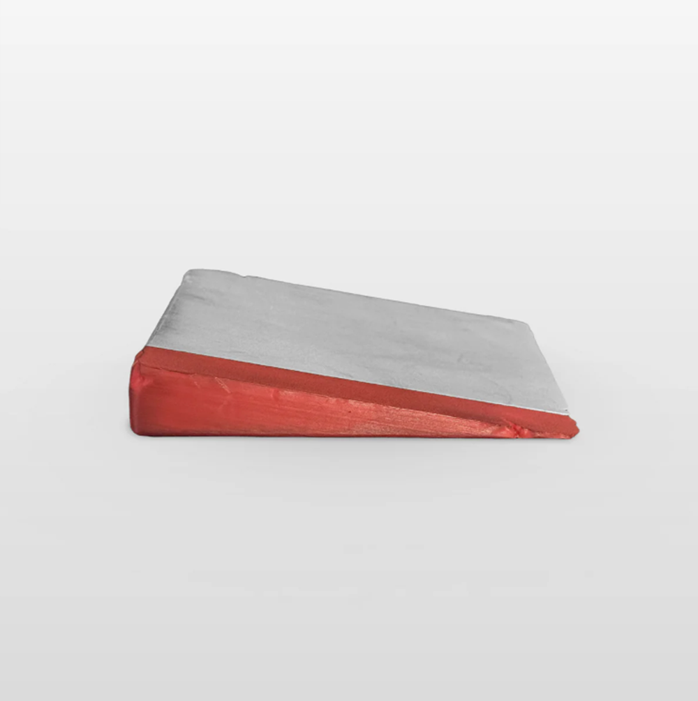 Silent Obstacles Fingerboard Kicker Ramp Red Grey 5x5