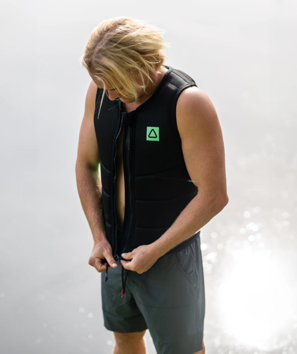 Follow Corp Impact Vest Mens Black Green