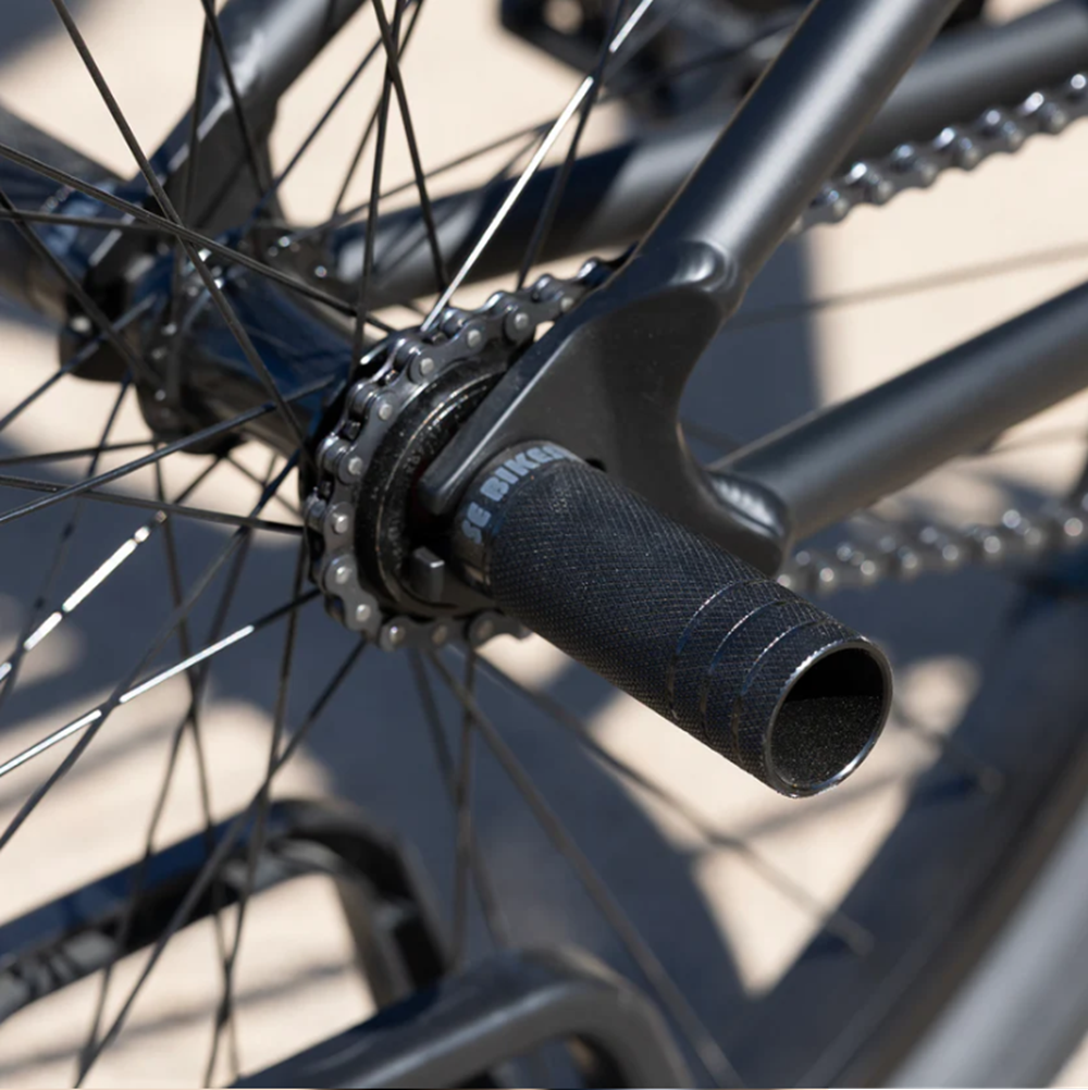 SE Blocks Flyer Matte Black 26