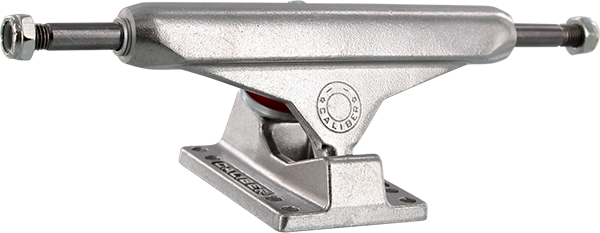 CALIBER STANDARD 8.0 RAW Set of 2 Trucks