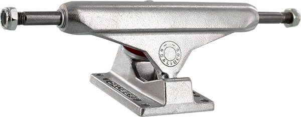 CALIBER STANDARD 8.5 RAW Set of 2 Trucks