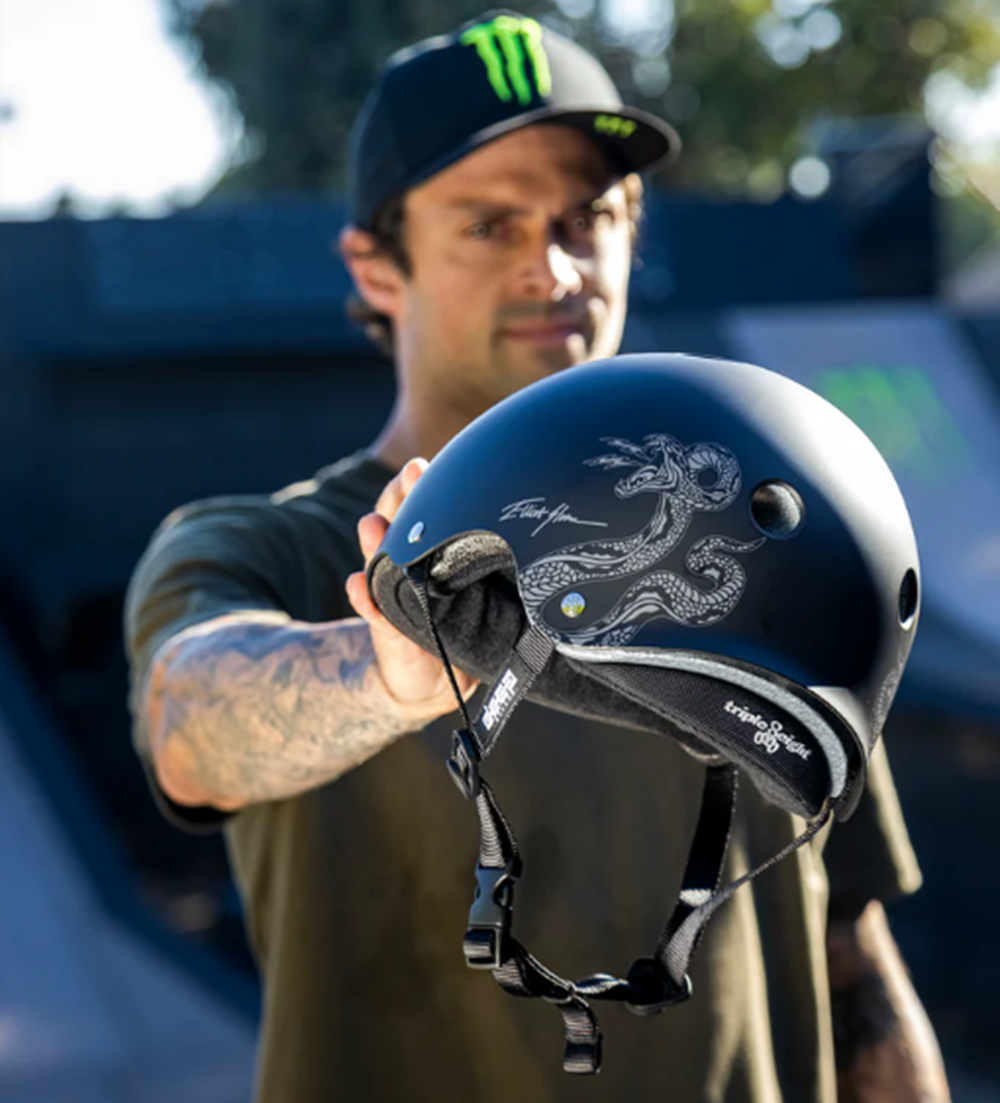 T8 Sloan Deep Cover Helmet Black S/M