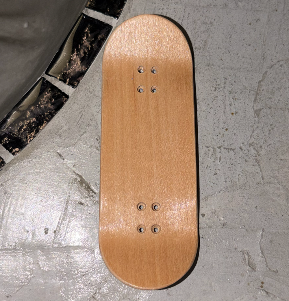 223 Mosaic Fingerboard Deck Purple Silver 34x97 Medium Low
