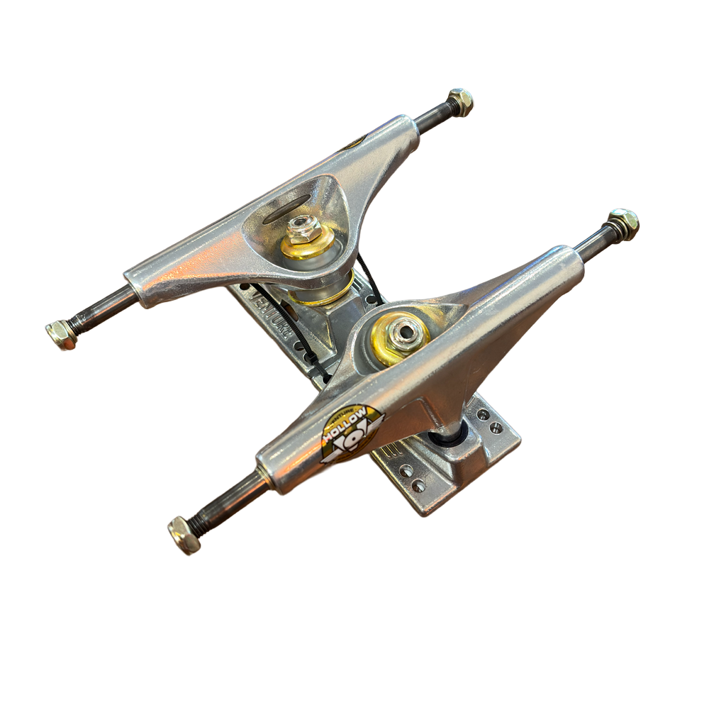 Venture V-Hollow Lights V8 Polished Trucks Silver 5.2H Set