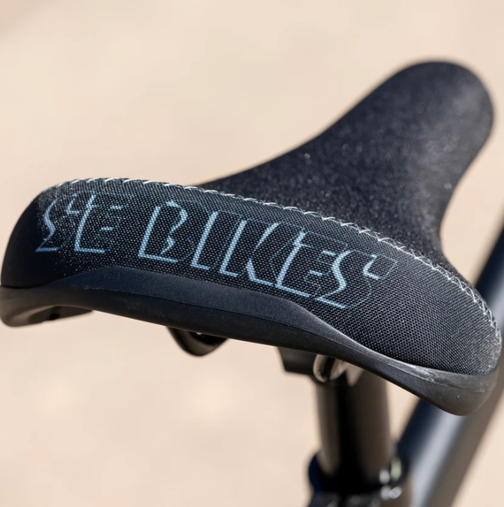 SE Blocks Flyer Matte Grey Purple 26