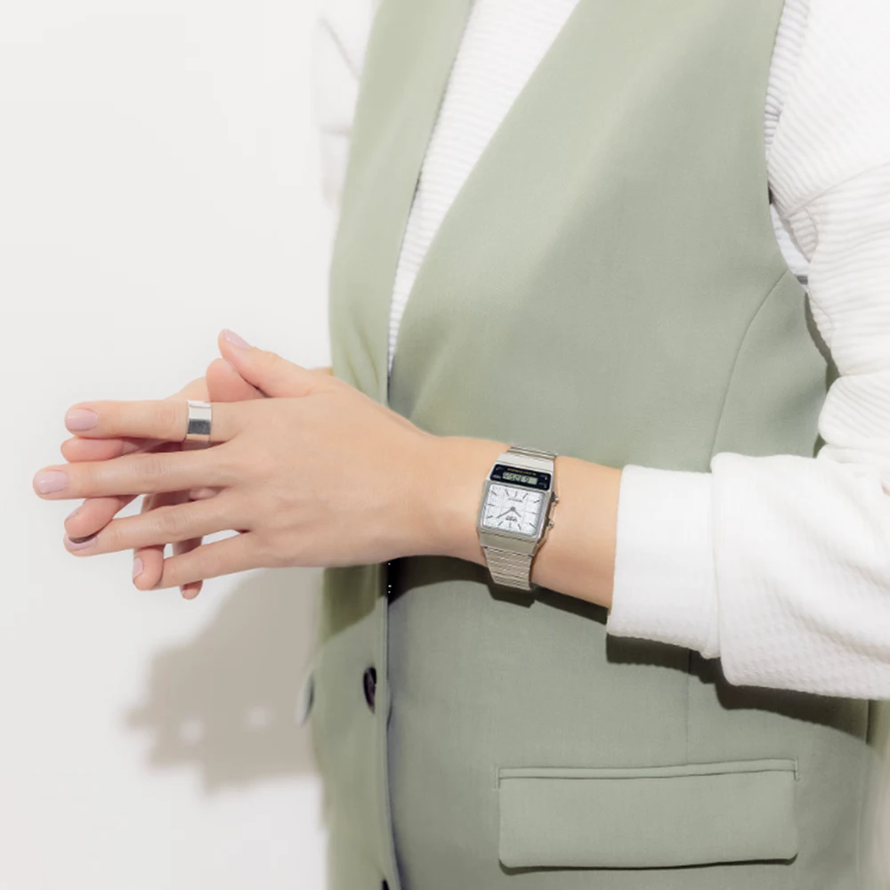 Casio AQ800E-7A Watch Silver