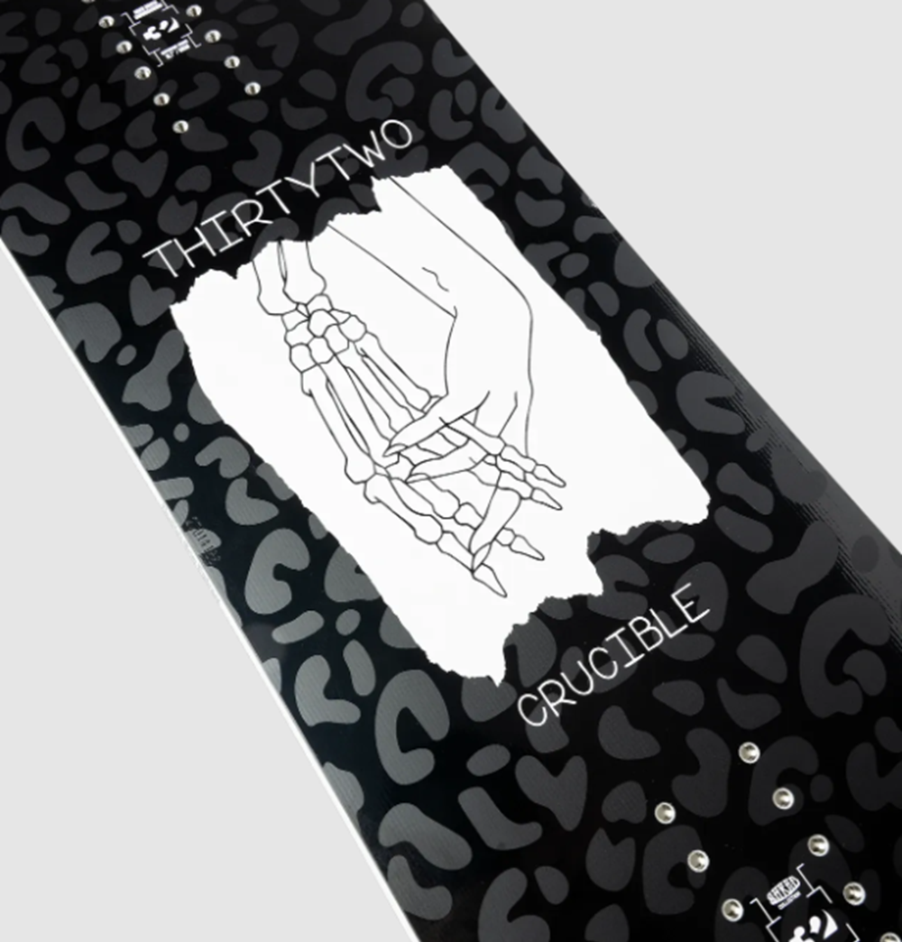 ThirtyTwo 32 Crucible Snowboard 2027 Womens Black 148